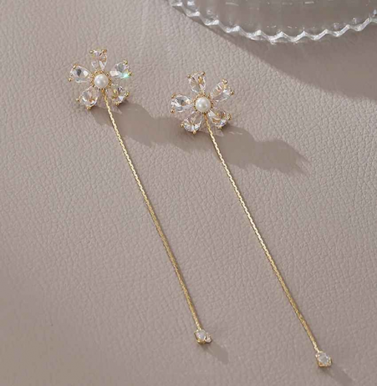 Flores con cadena