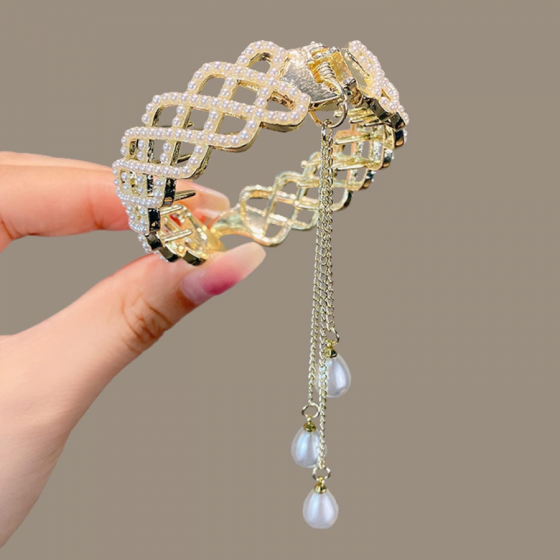 Broche perlado
