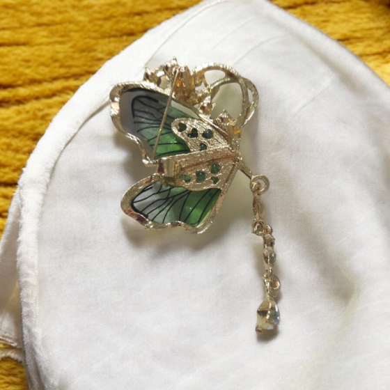 Mariposa verde lateral