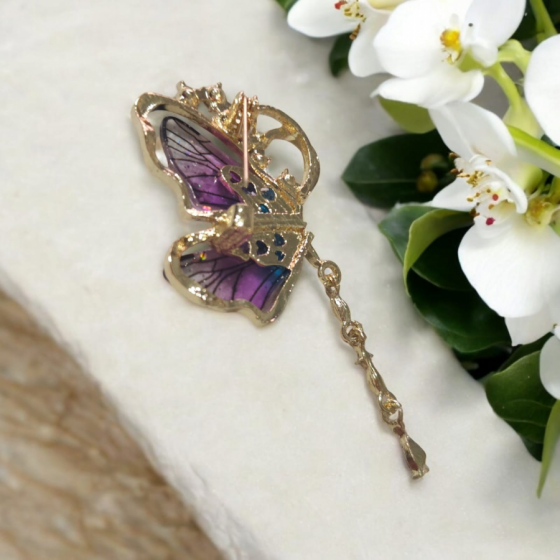 Mariposa violácea